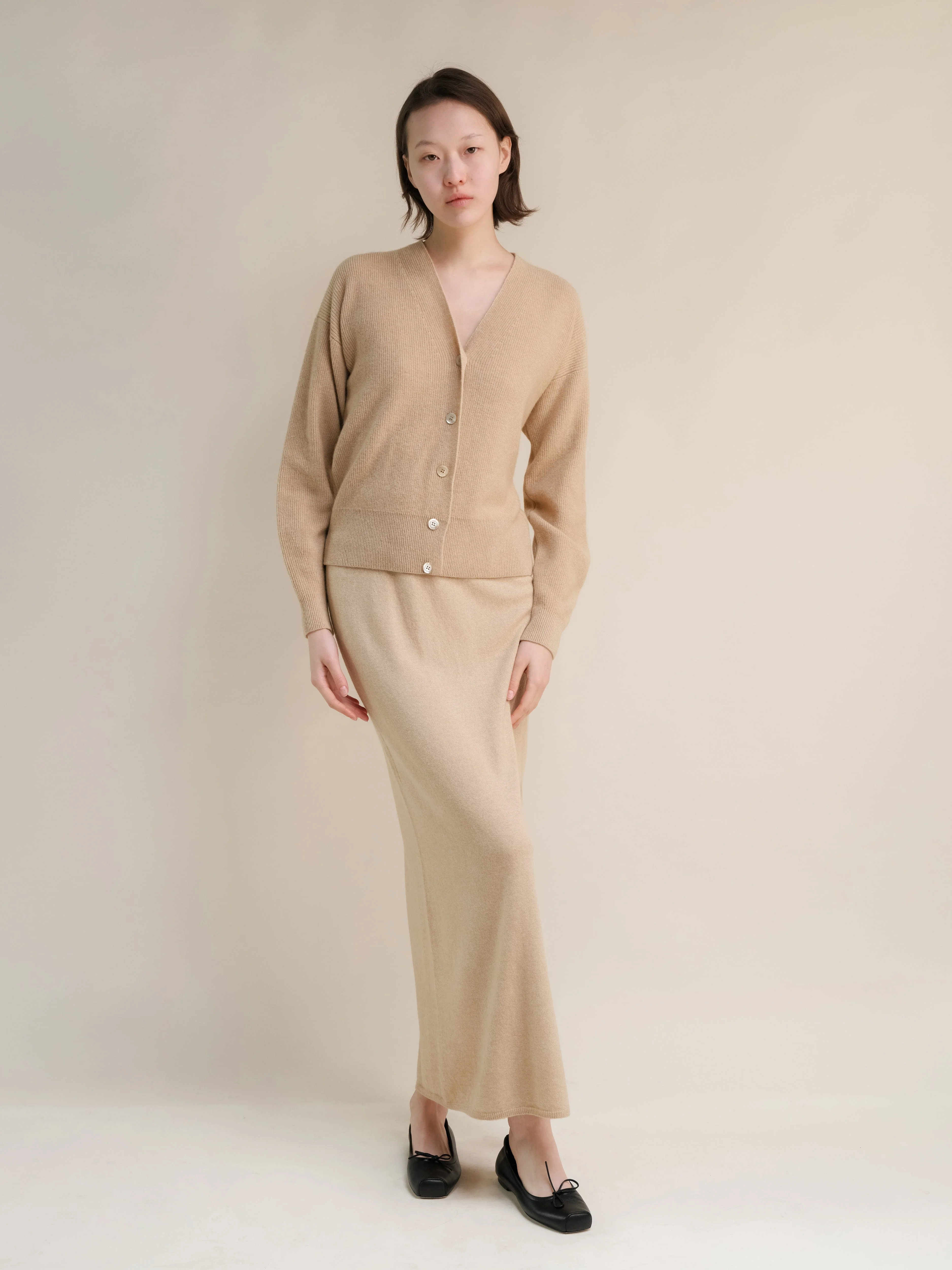 Cashmere Blend High-Waist Long Skirt With Side Slit (3D-Knit) - Image 33