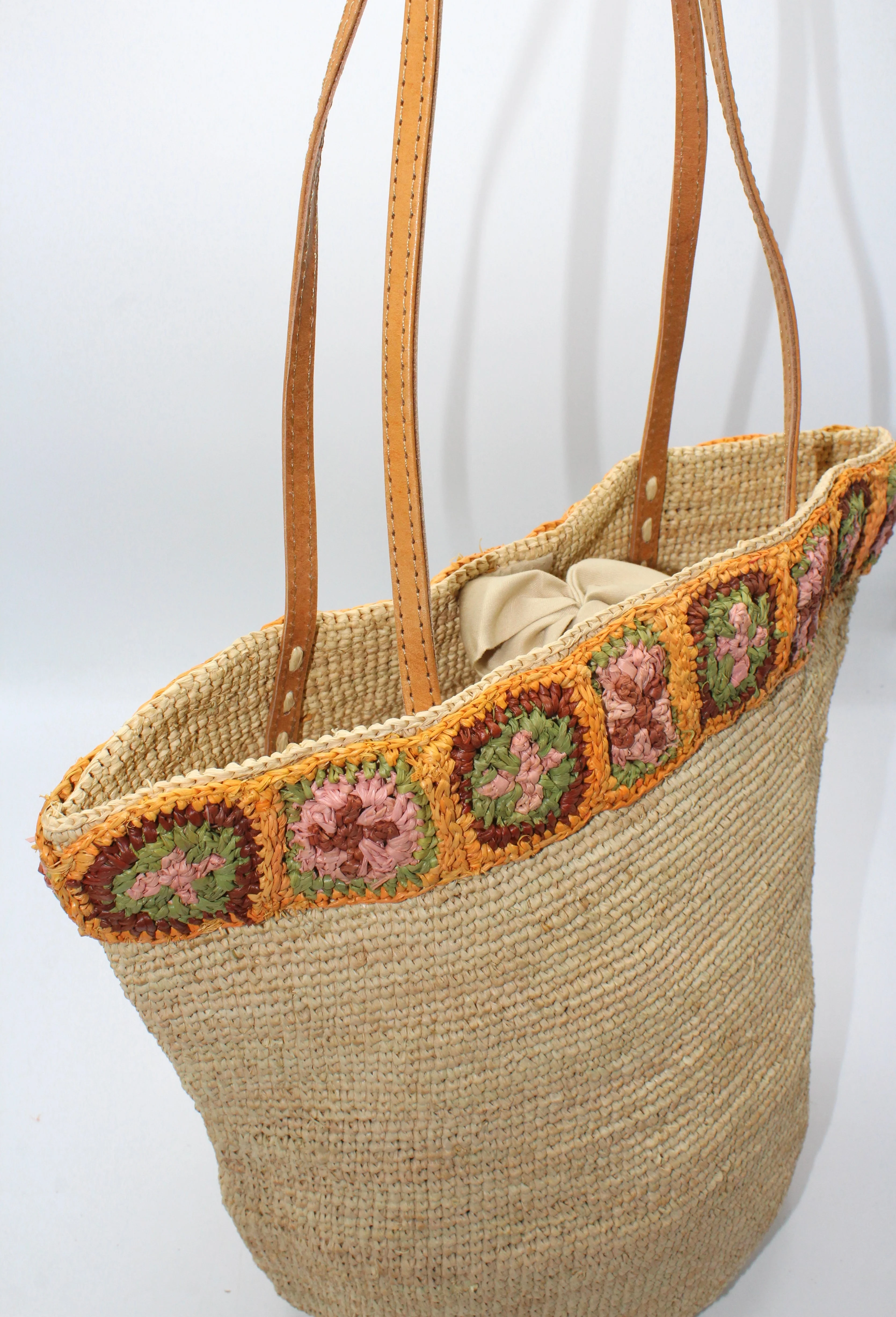 Flora - Handmade Raffia Bag with Crochet Amber Flower Band - Image 4