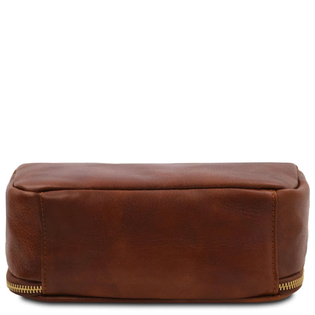 Marvin - Leather toiletry bag | TL142326 - Image 7