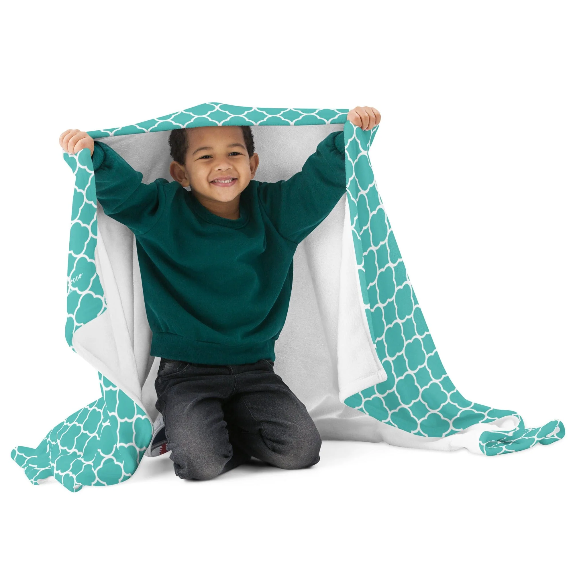 Turquoise Quatrefoil Throw Blanket - Image 5