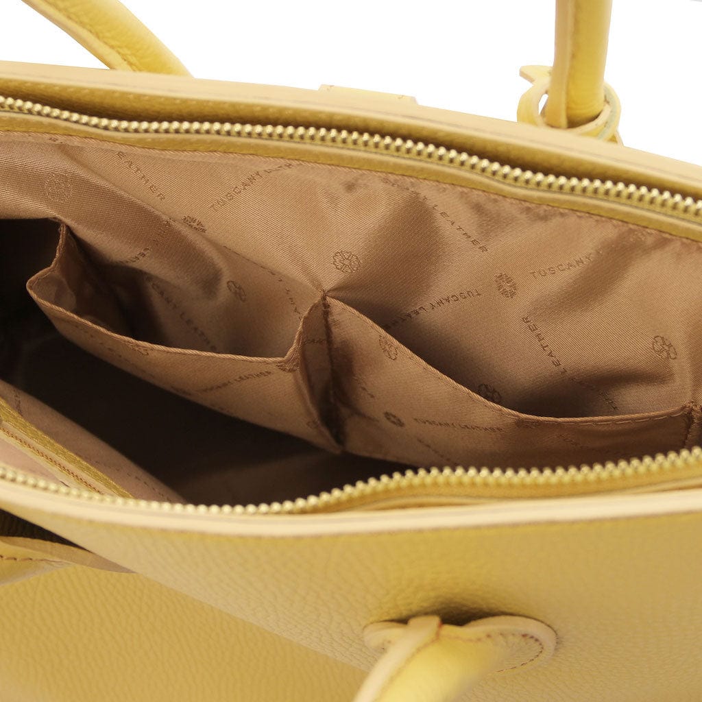 TL Bag - Leather handbag with golden hardware | TL141529 - Image 9
