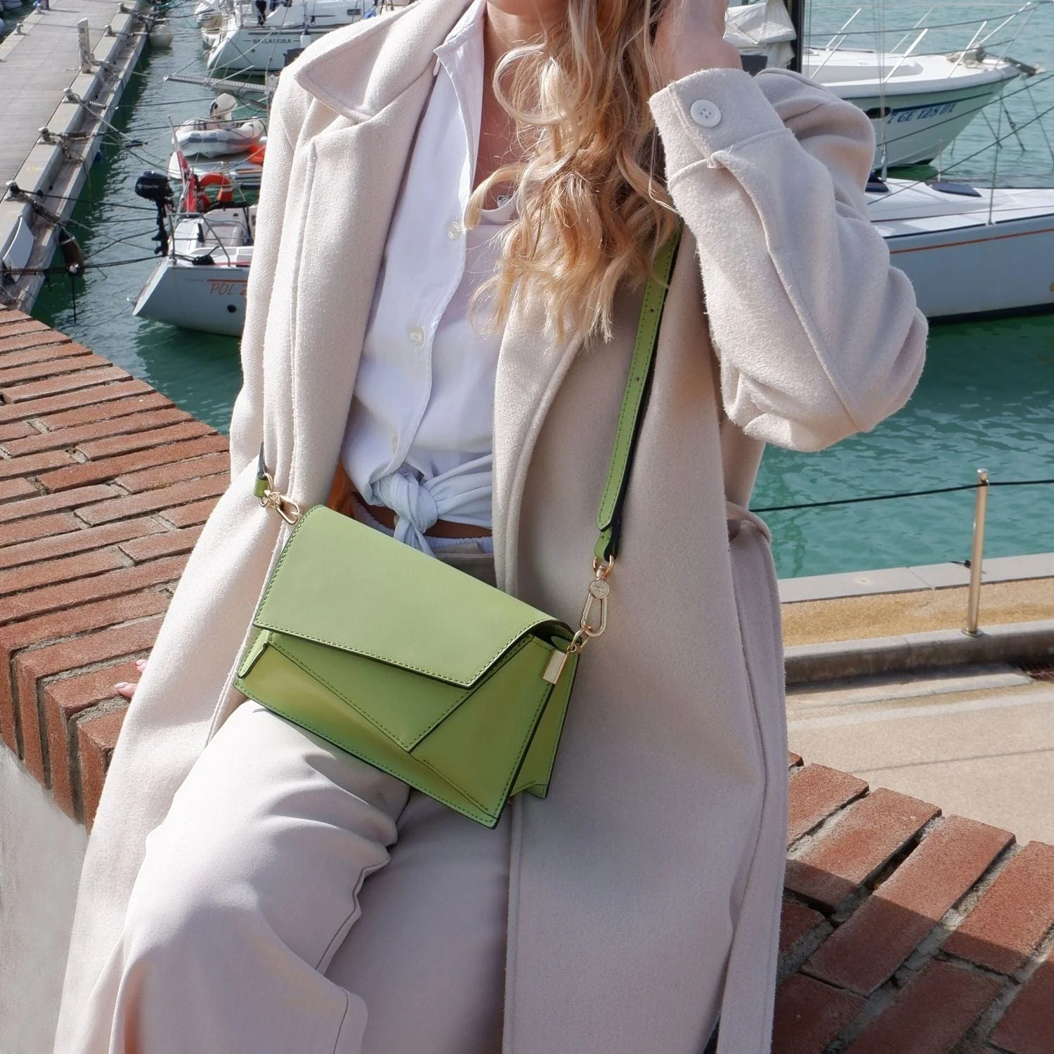 TL Bag - Leather shoulder bag  | TL142253 - Image 5